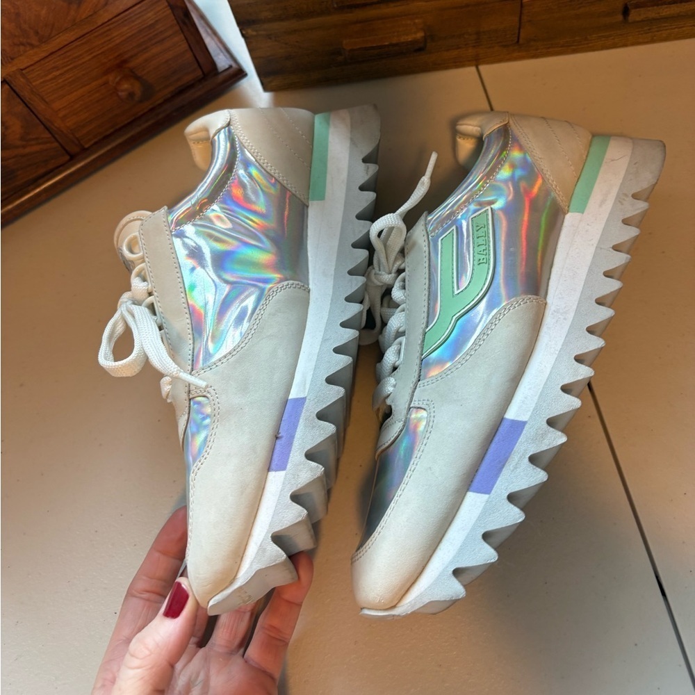 Bally iridescent Galaxy GAVINIA-M-SHARK Women Sneakers size 8.5 - Picture 3 of 8